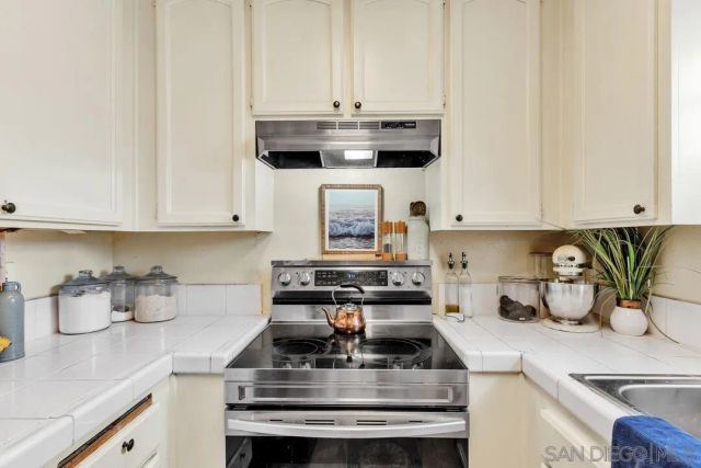 655 13th St 5, San Diego, CA 92154