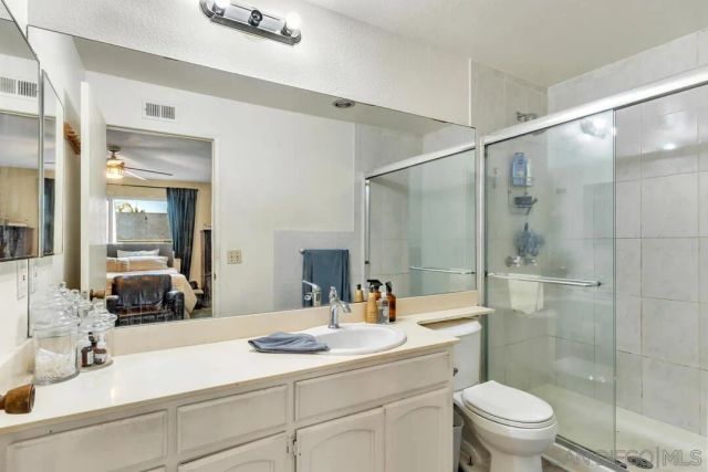 655 13th St 5, San Diego, CA 92154