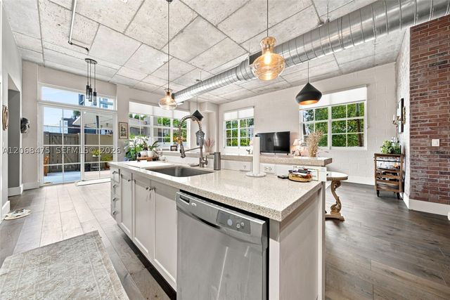 410 NW 1st Ave 202, Fort Lauderdale, FL 33301