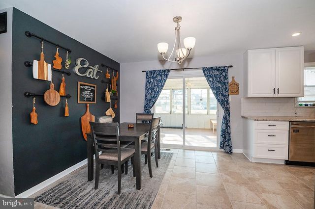 915 MULLEN AVE, Gibbstown, NJ 08027