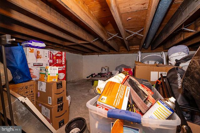 915 MULLEN AVE, Gibbstown, NJ 08027
