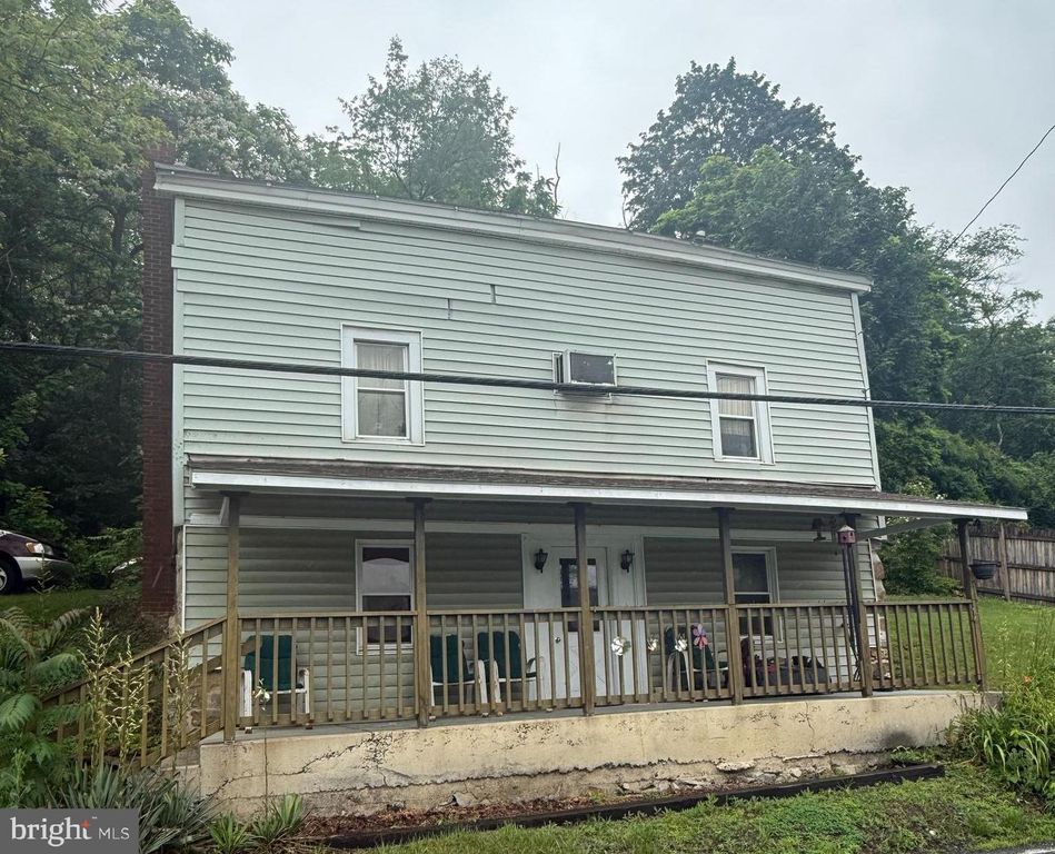 71 ROCK RD, Pine Grove, PA 17963