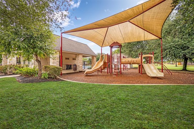 10101 Hidden Creek Falls Lane, Brookshire, TX 77423