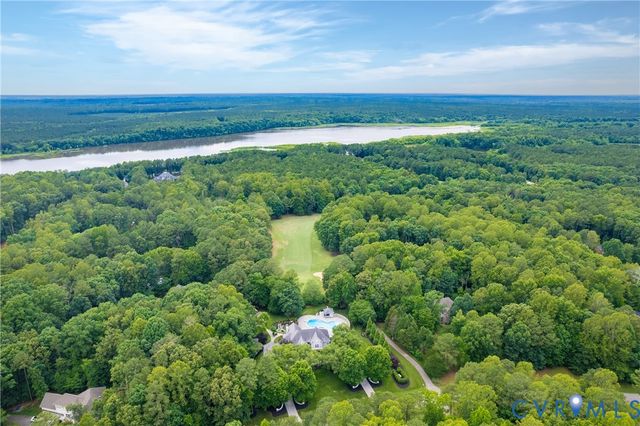 15512 Chesdin Green Way, Chesterfield, VA 23838