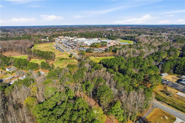 1081 Cole Dr SW, Lilburn, GA 30047