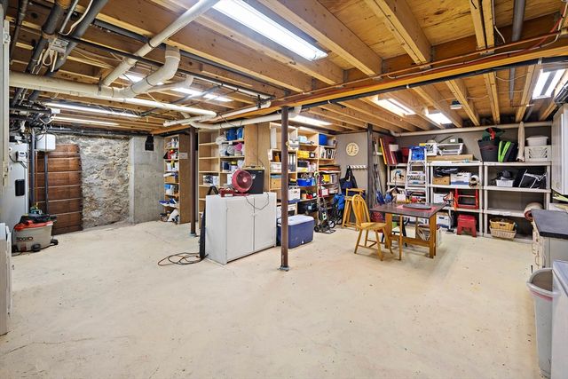 33 Lombard Rd, Arlington, MA 02476