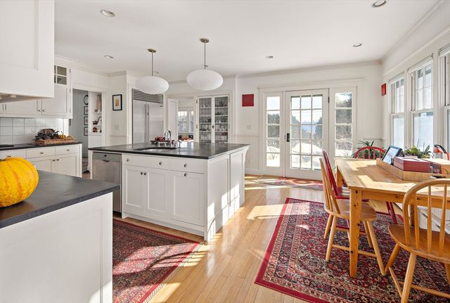 33 Lombard Rd, Arlington, MA 02476