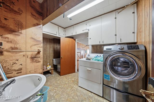 911 N Morvant Avenue, Kaplan, LA 70548