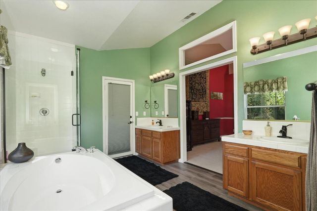 2656 E Lester Avenue, Fresno, CA 93720