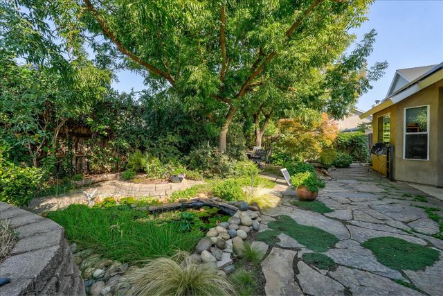 2656 E Lester Avenue, Fresno, CA 93720