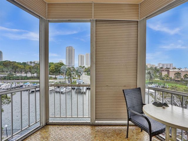 200 Diplomat Pkwy 432, Hallandale Beach, FL 33009