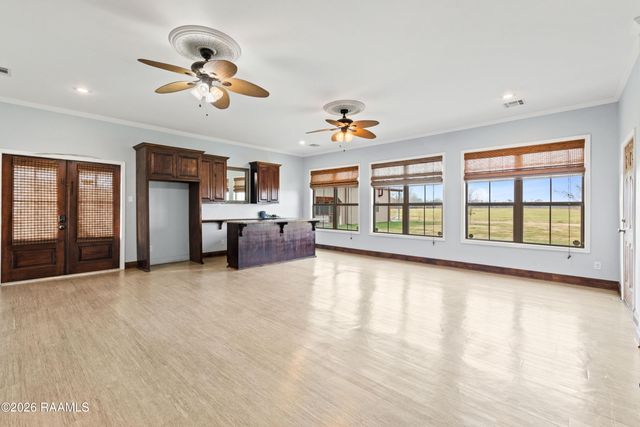 8713 La-105, Melville, LA 71353