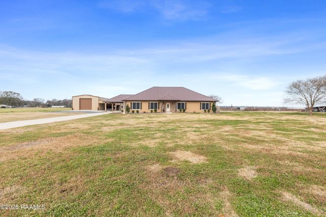 8713 La-105, Melville, LA 71353