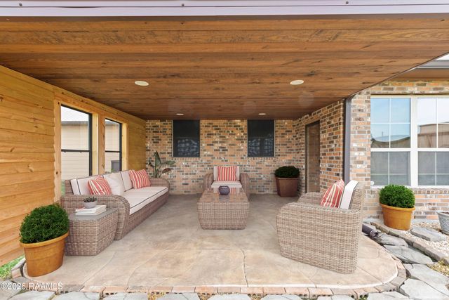 8713 La-105, Melville, LA 71353