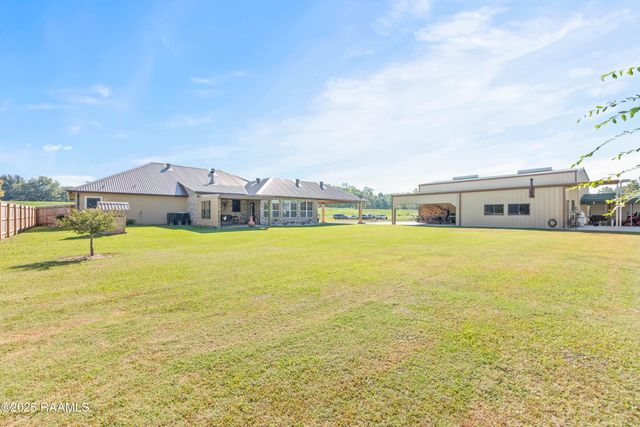 8713 La-105, Melville, LA 71353