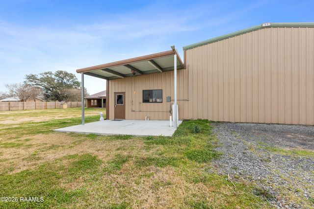 8713 La-105, Melville, LA 71353