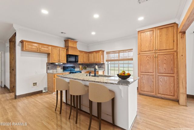 8713 La-105, Melville, LA 71353