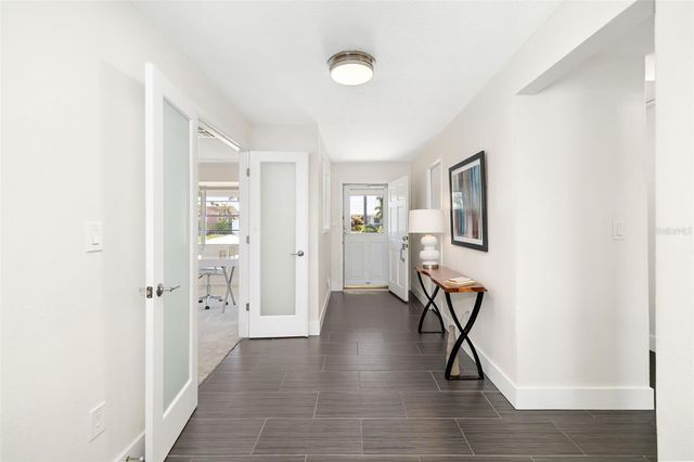 4462 39TH STREET S, St Petersburg, FL 33711