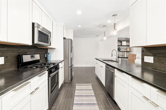 4462 39TH STREET S, St Petersburg, FL 33711