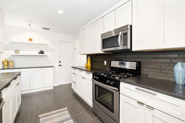 4462 39TH STREET S, St Petersburg, FL 33711