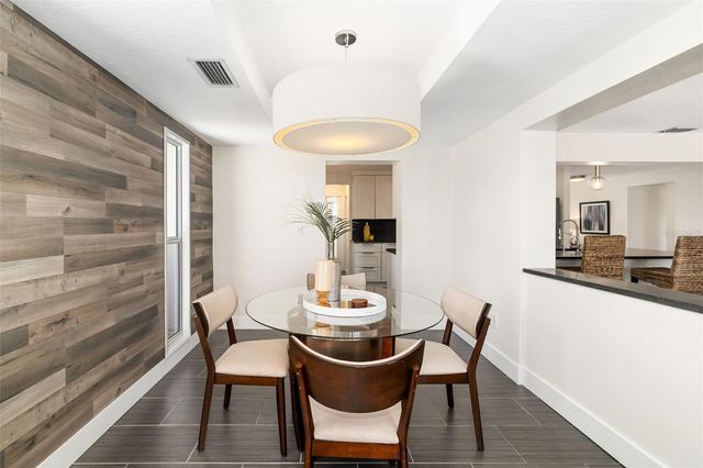 4462 39TH STREET S, St Petersburg, FL 33711