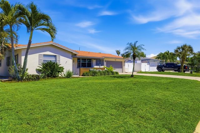 4462 39TH STREET S, St Petersburg, FL 33711