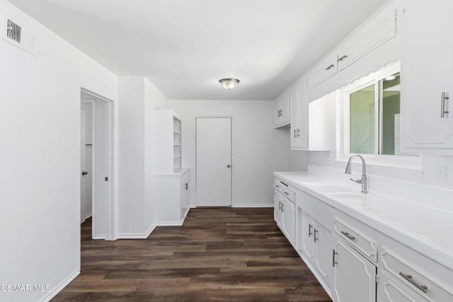 1692 Alviso Street, Simi Valley, CA 93065