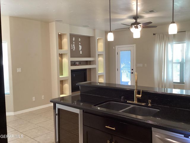 3130 Blue Dirt Circle, El Paso, TX 79938