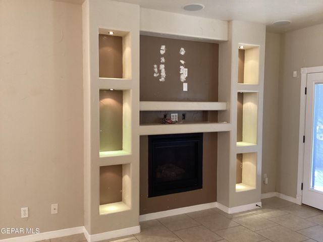 3130 Blue Dirt Circle, El Paso, TX 79938