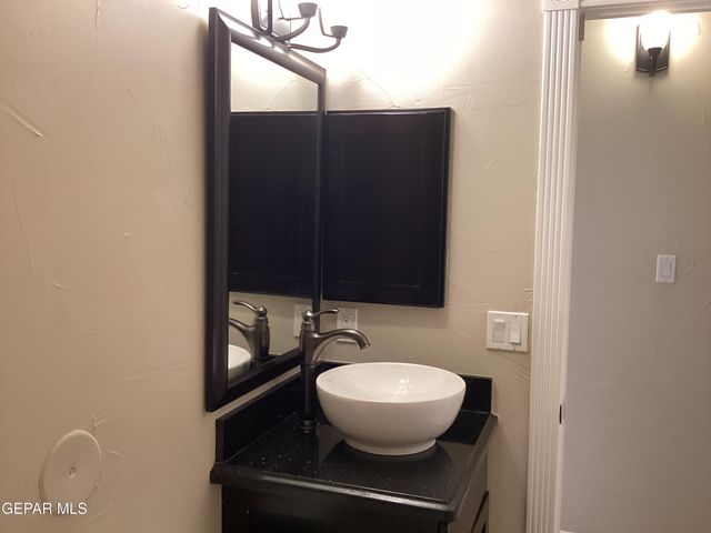 3130 Blue Dirt Circle, El Paso, TX 79938