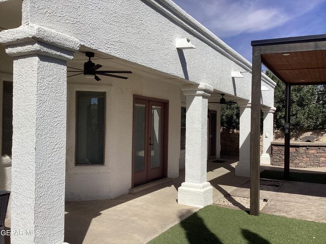 3130 Blue Dirt Circle, El Paso, TX 79938