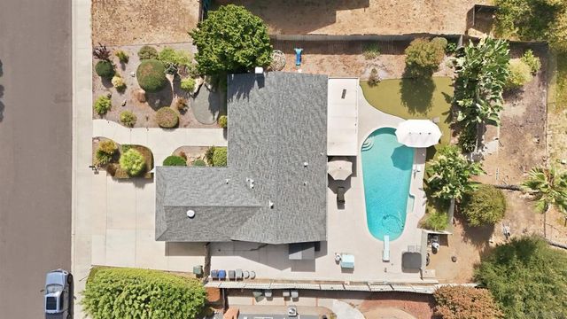 931 SUMMERFIELD PL., Escondido, CA 92027