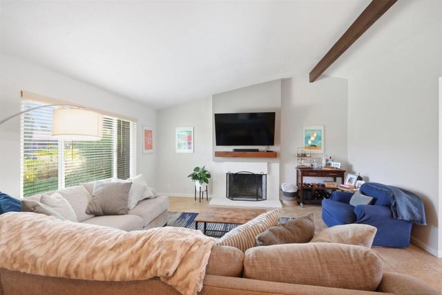 931 SUMMERFIELD PL., Escondido, CA 92027