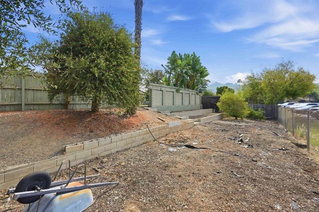 931 SUMMERFIELD PL., Escondido, CA 92027