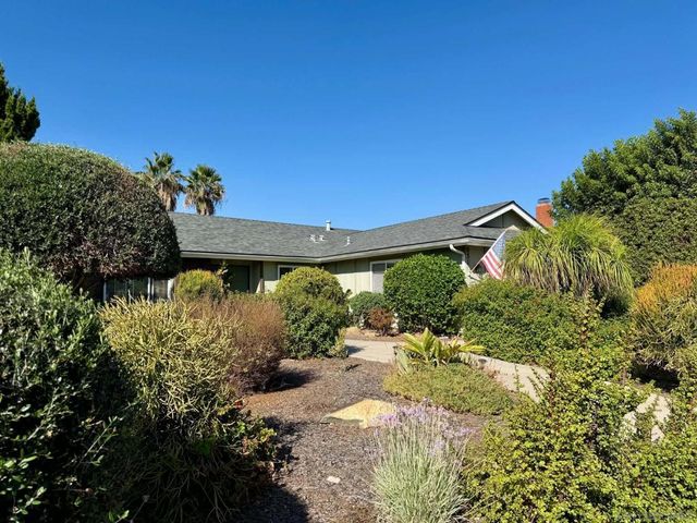 931 SUMMERFIELD PL., Escondido, CA 92027