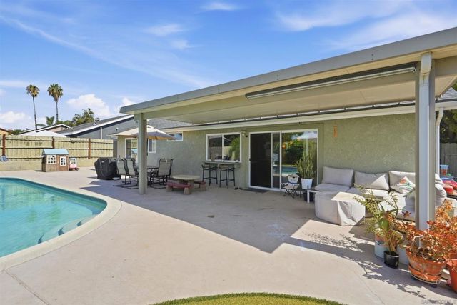 931 SUMMERFIELD PL., Escondido, CA 92027