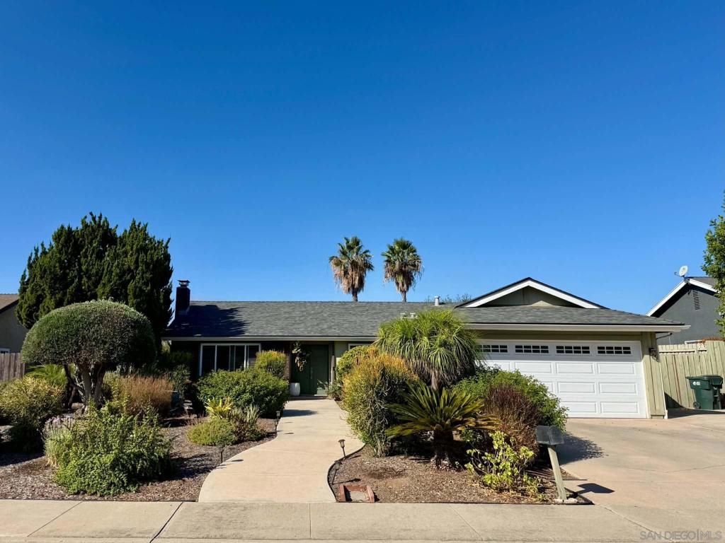 931 SUMMERFIELD PL., Escondido, CA 92027