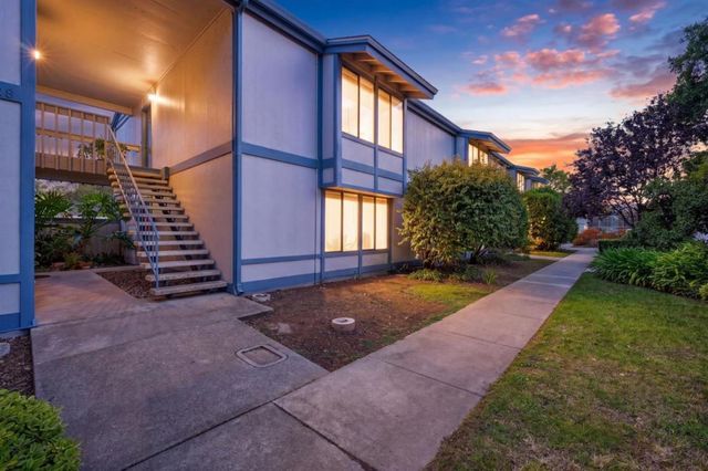 1925 46th Avenue 83, Capitola, CA 95010