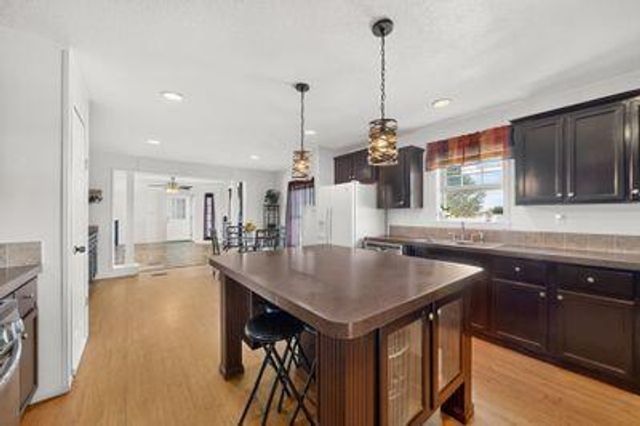 166 High Mesa Road, Los Lunas, NM 87031