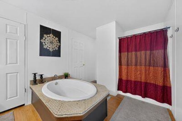 166 High Mesa Road, Los Lunas, NM 87031