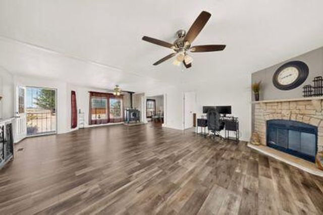 166 High Mesa Road, Los Lunas, NM 87031