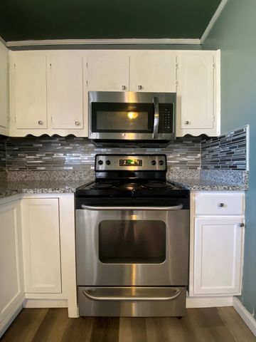 814 E 4th St., Hopkinsville, KY 42240