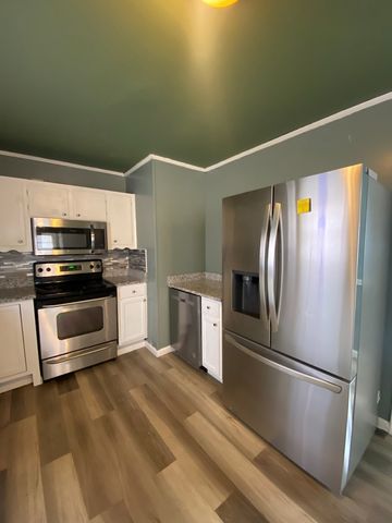 814 E 4th St., Hopkinsville, KY 42240