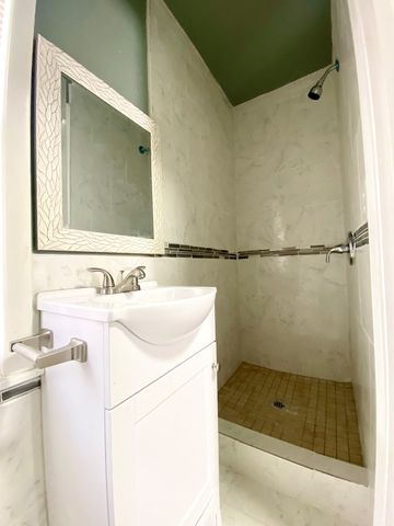 814 E 4th St., Hopkinsville, KY 42240