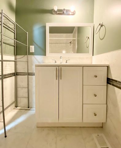 814 E 4th St., Hopkinsville, KY 42240