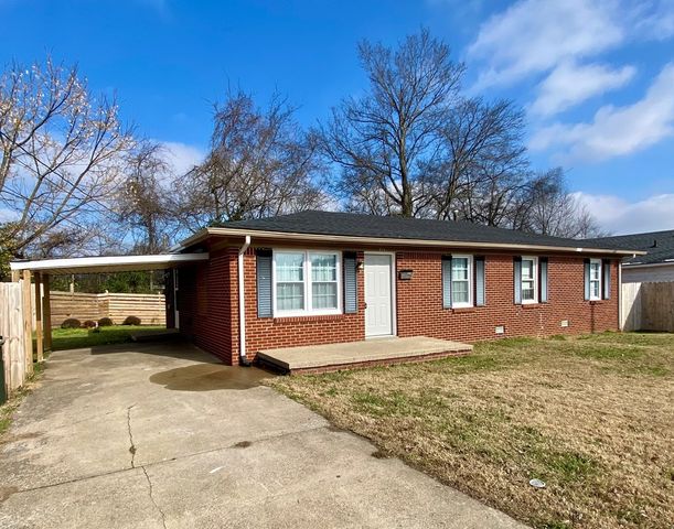 814 E 4th St., Hopkinsville, KY 42240