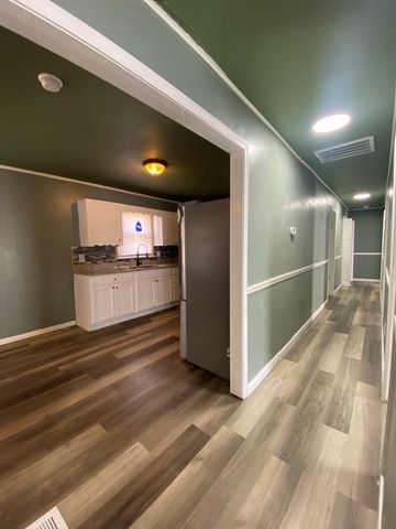 814 E 4th St., Hopkinsville, KY 42240