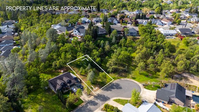 5721 Beaumont Drive, Redding, CA 96003