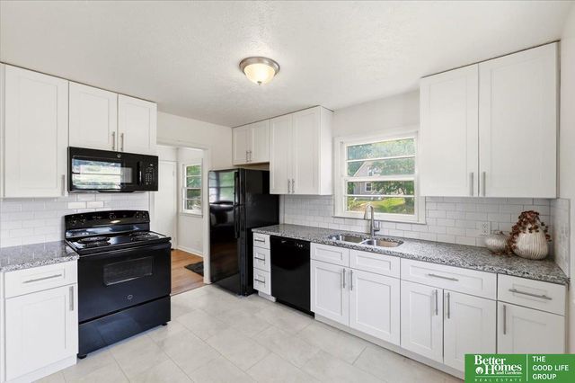 4034 Browne Street, Omaha, NE 68111