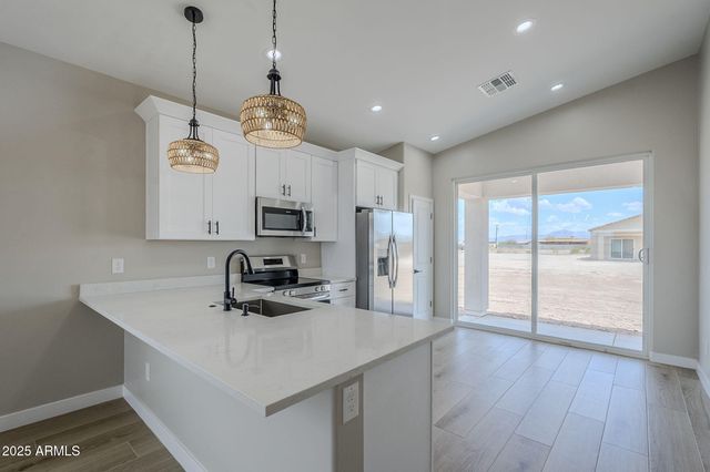 3605 N ZAPOTEC Avenue, Eloy, AZ 85131